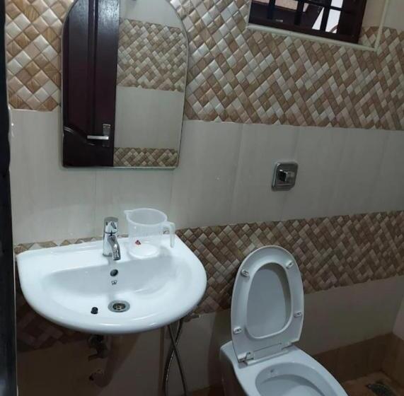 스탠다드 룸, Masterkey Properties Infopark Kochi