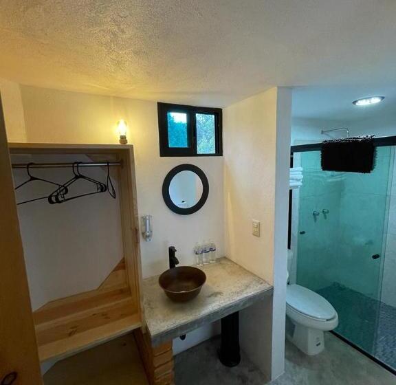 Номер Стандарт 2 Двуспальные Кровати, Hostal La Roca