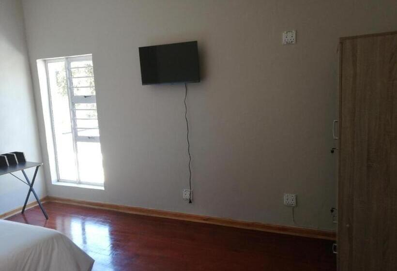 Номер Стандарт, Two Lions Guesthouse