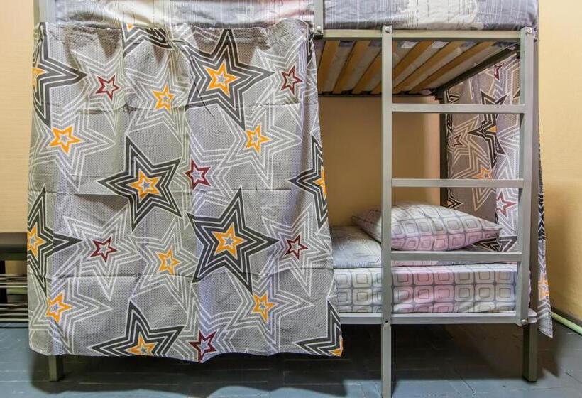 تختخواب در اتاق مشترک, Hostel Vokzalnaya