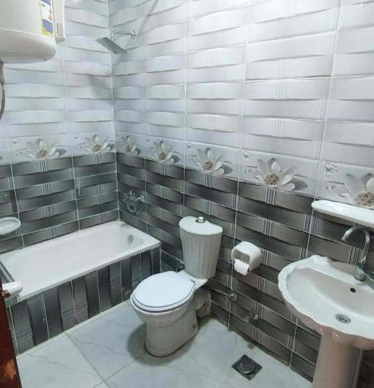 اتاق استاندارد با چشم‌انداز کوهستان, Amon Holiday Inn