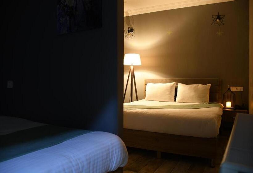 חדר משפחתי, Cibali Hotel Istanbul