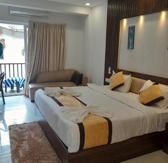 Номер Deluxe, De Falcon Beach Goa Candolim