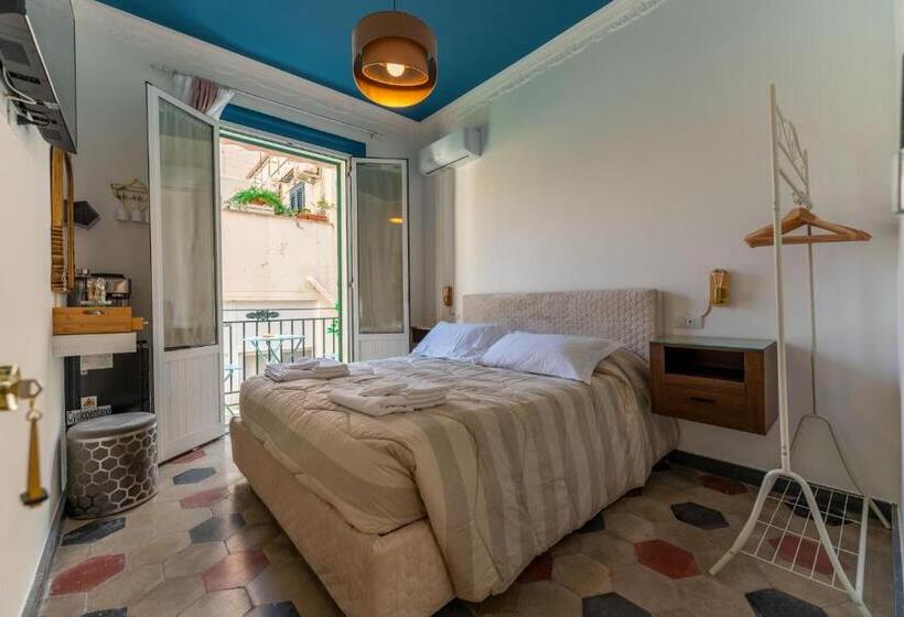 اتاق لوکس, Regina Suite