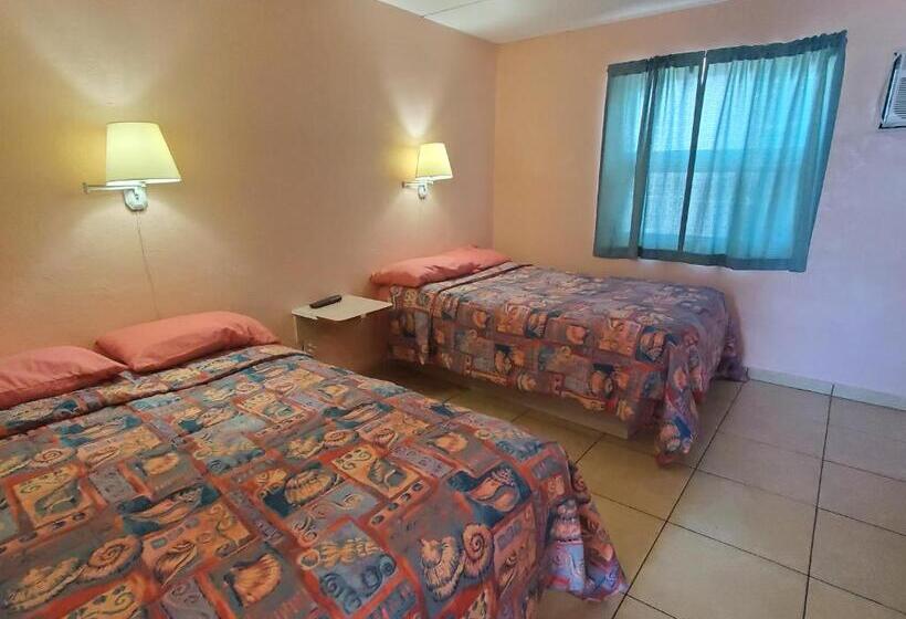 Habitación Familiar, Caprice Motel   Wildwood