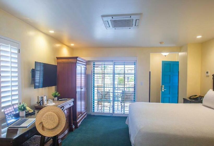 带大床的高级房间, Castillo Inn At The Beach