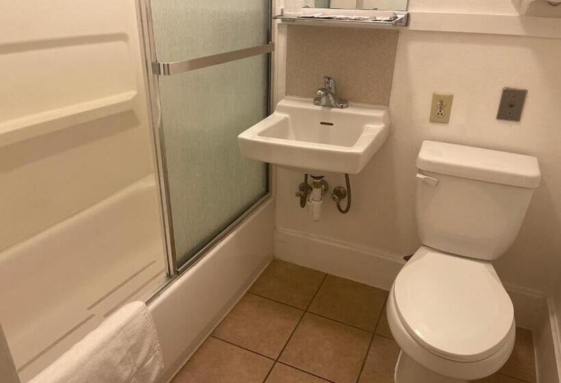 Номер Стандарт, Columbus Motor Inn