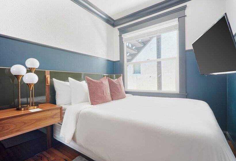 Quarto Basic, Sonder The Baker