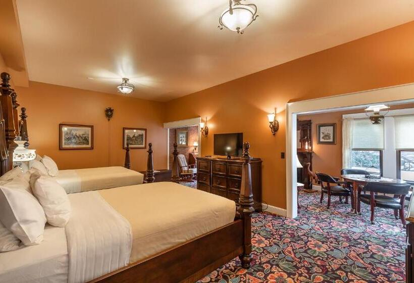 수피리어 룸, Steele Mansion Inn & Gathering Hub