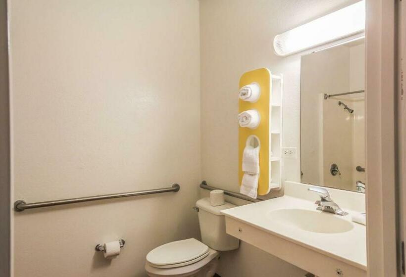 Номер Deluxe Кровать Кинг, Motel 6 New Braunfels