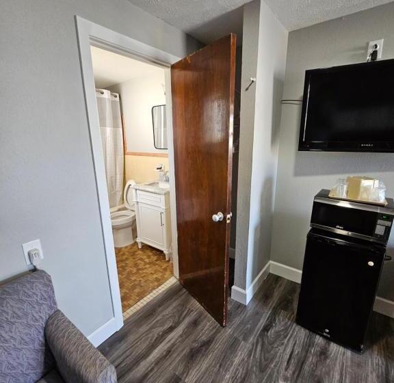 Стандартный Номер Кровать Кинг, Royal Inn Motel