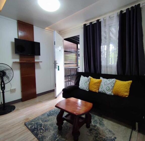 Quarto Familiar, Casa La El Baguio