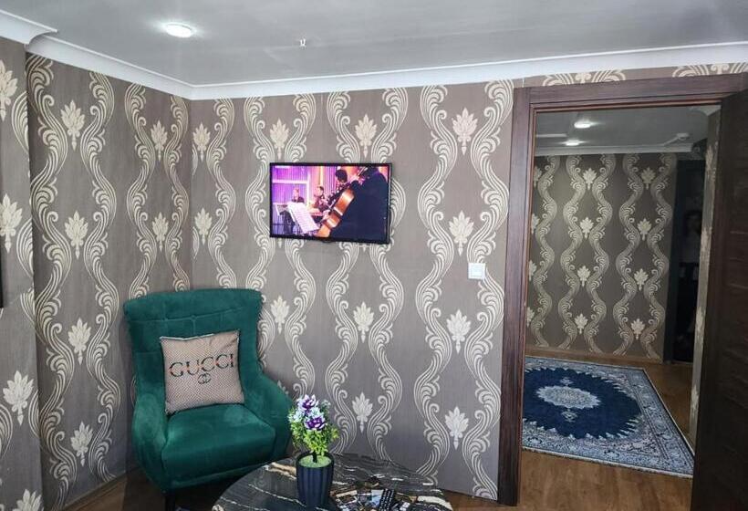 Quarto Familiar, Ottoman Suit Apartment &