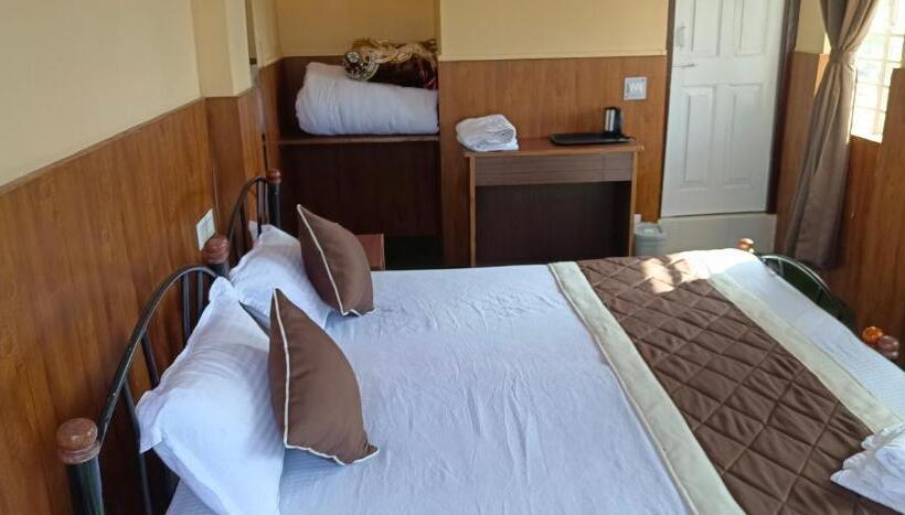 スタンダードルーム, Sri Vrindavan Guest House