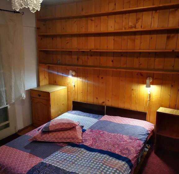 Quarto Estandar, Flava Hostel