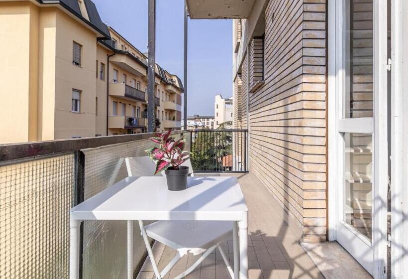标准间带阳台, Archiotto   B   Affitti Brevi Italia