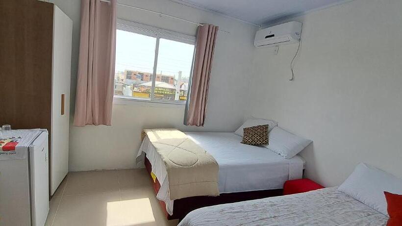 4인용 스탠다드 룸, Camelo Locação De Suítes Individuais Pousada Com Cozinha E Sala Compartilhada