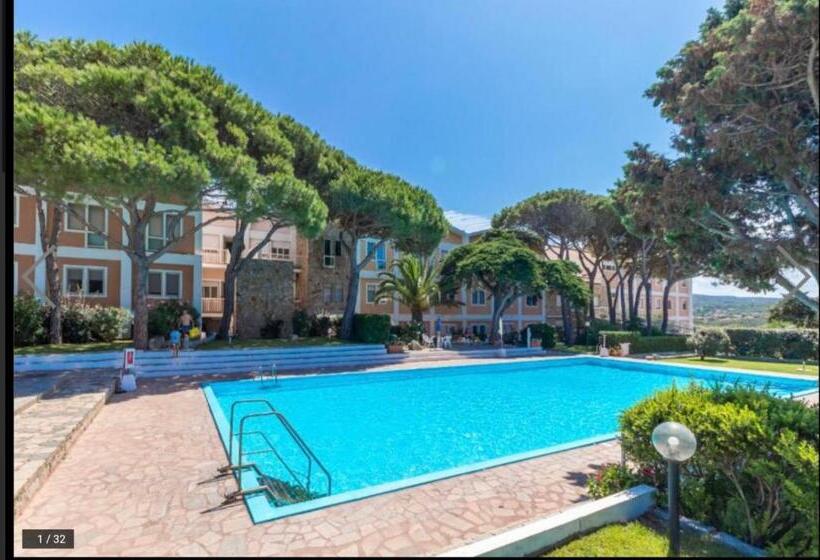 带1个卧室带泳池的公寓, Casa Azzurra Residence Gallo Dì Gallura