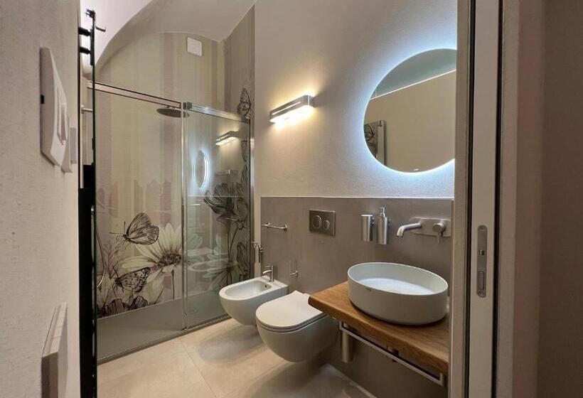 Quarto Estandar, Casa Calleri