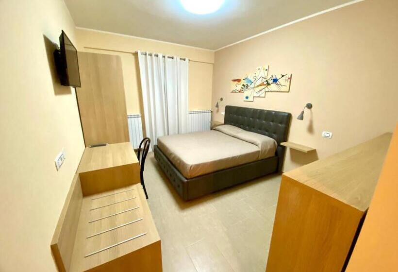 스탠다드 트리플 룸, B&b La Margherita