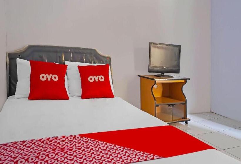 Номер Стандарт, Oyo 92704 Pondok Bunga Lily