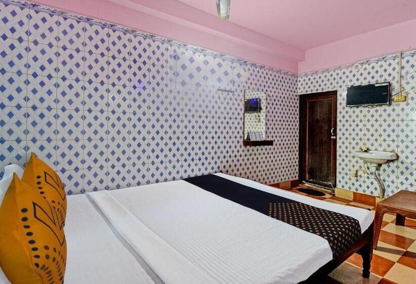Трехместный Номер Классика, Spot On Sri Ram Guest House