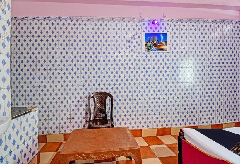 Трехместный Номер Классика, Spot On Sri Ram Guest House