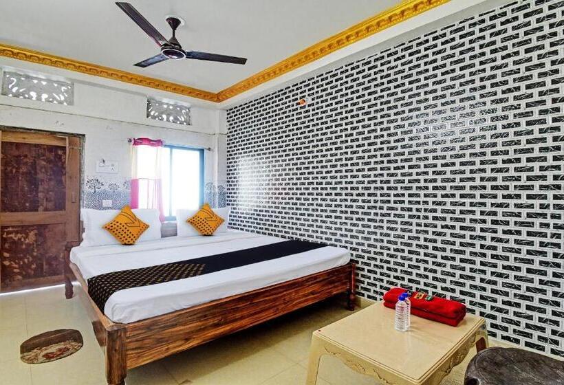 Трехместный Номер Классика, Spot On Sri Ram Guest House