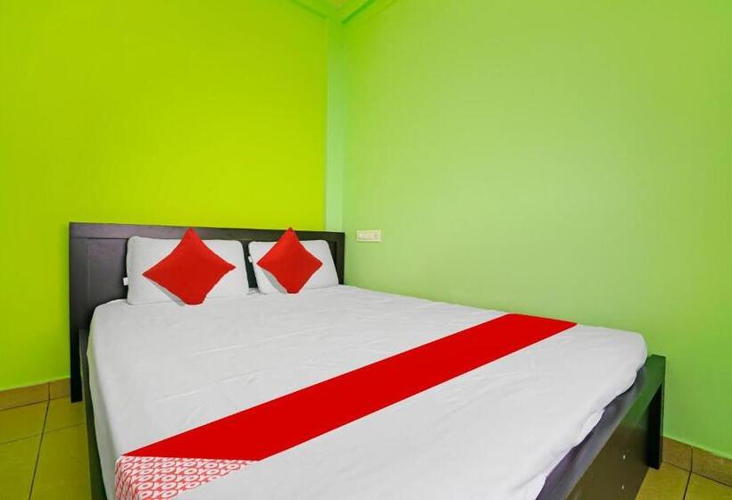 اتاق کلاسیک سه تخته, Oyo Flagship Hotel Cochin Paradise