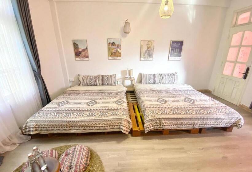 Economy Quadruple Room, D Home Sapa 3