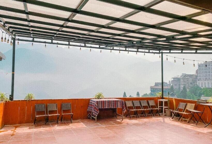 اتاق استاندارد چهار تخته, D Home Sapa 3
