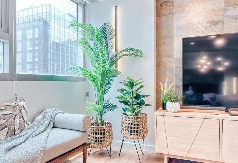 Апартаменты 2 Спальни, Vibrant Oasis With The Best View + Fast Wifi
