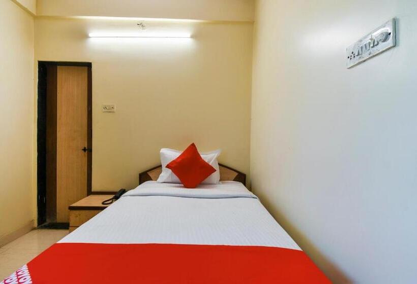 Трехместный Номер Классика, Flagship Hotel Swaraj Bar And Resto & Lodging