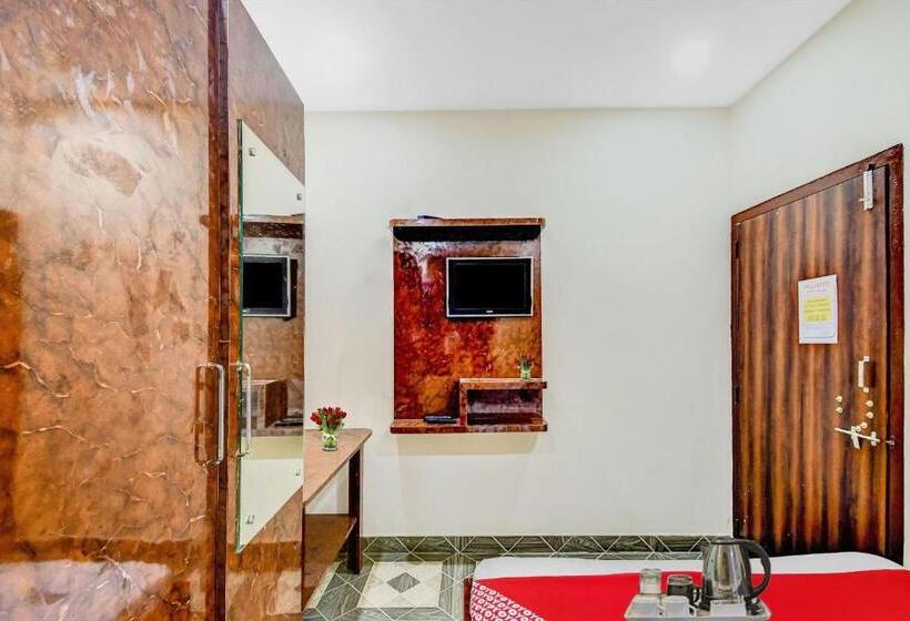 Трехместный Номер Классика, Oyo Flagship Projapati Guest House