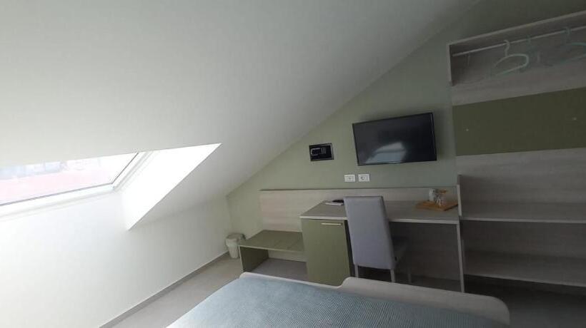 Номер Стандарт, Hz Bed & Breakfast And Appartments
