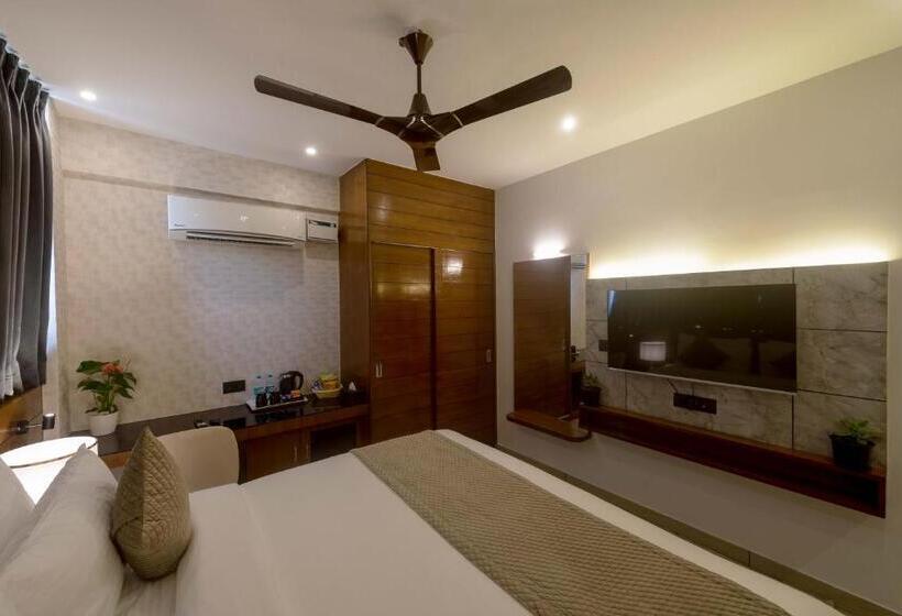 Номер Deluxe, Royal Ace Boutique Hotel   Manyata Techpark