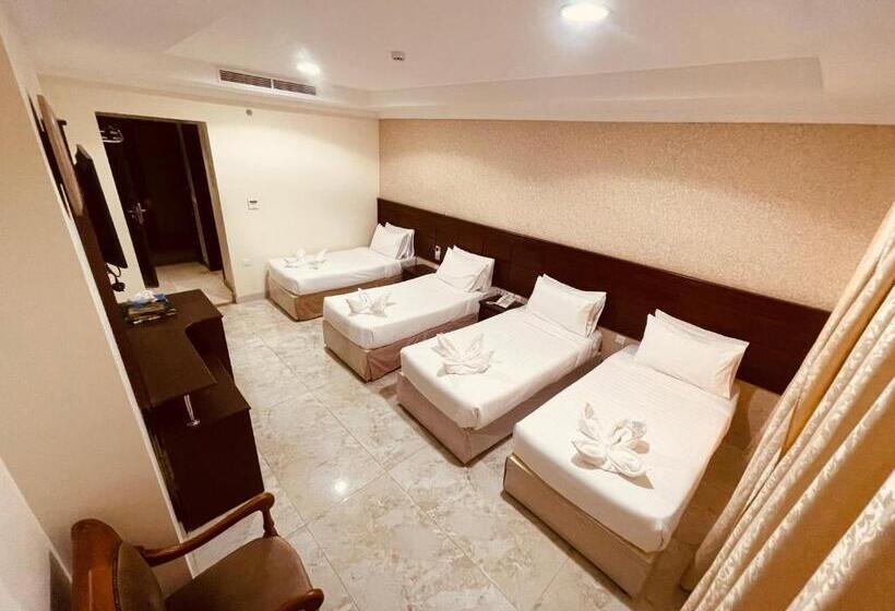 Люкс, فندق الركائز