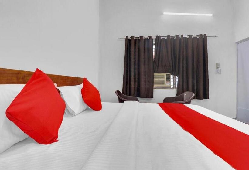 三人经典房间, Oyo Flagship Hotel The Skyland