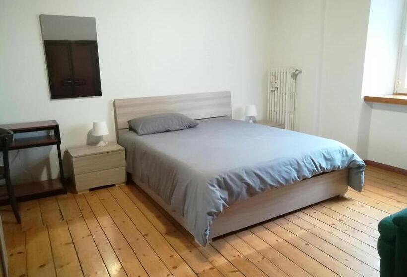 اتاق استاندارد با سرویس بهداشتی مشترک, Vangelo Camere Private In Appartamento Privato Condiviso