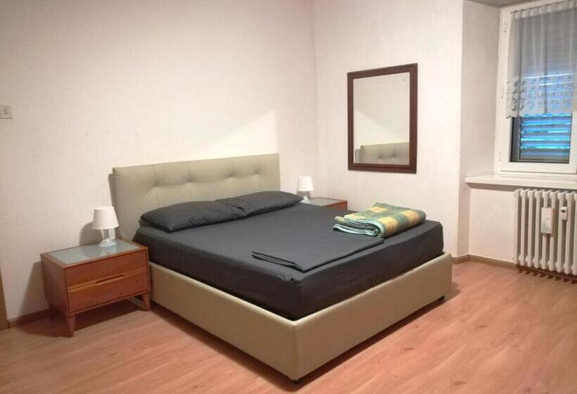 اتاق استاندارد با سرویس بهداشتی مشترک, Vangelo Camere Private In Appartamento Privato Condiviso