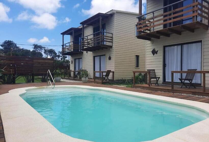 Семейное Бунгало, Sonho Meu La Paloma Beach House
