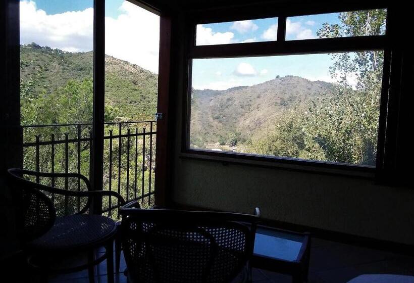 산 전망 스위트, Peperina Lago Los Molinos