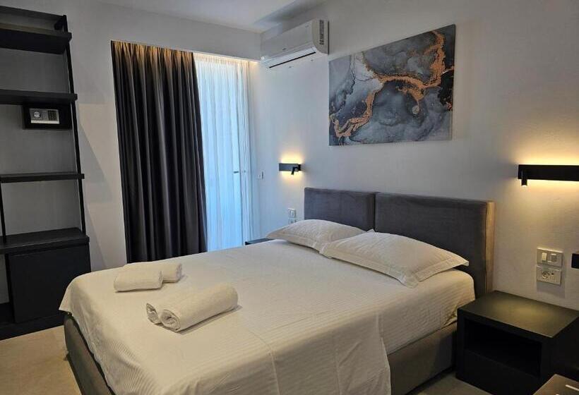 디럭스 룸, Adele Hotel Ksamil