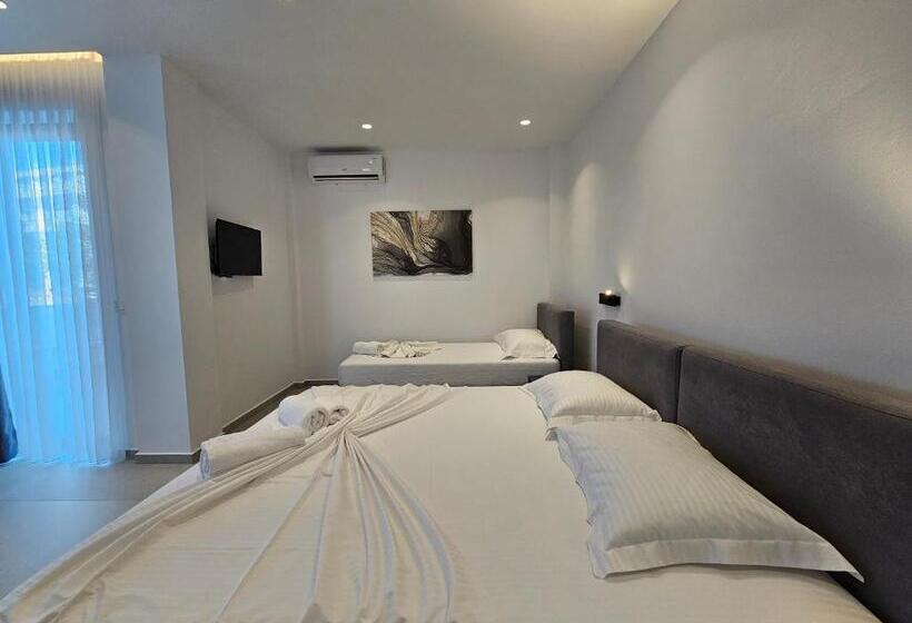 디럭스 트리플 룸, Adele Hotel Ksamil
