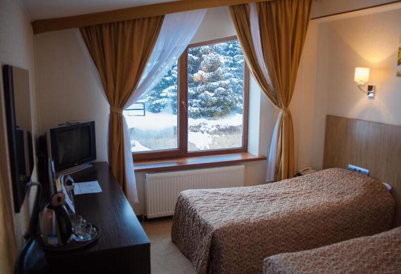 Номер Стандарт, Kapriz Karakol