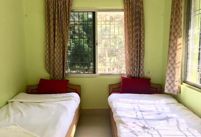 اتاق سوپریور, Sachi Home