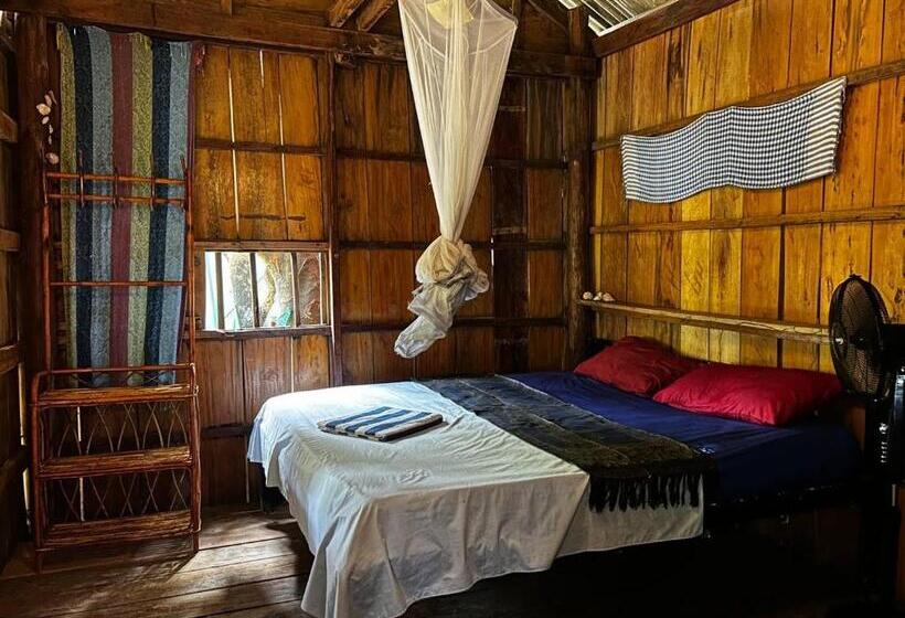 Семейное Бунгало, Easy Tiger Garden Bungalows   By Beach House Cambodia