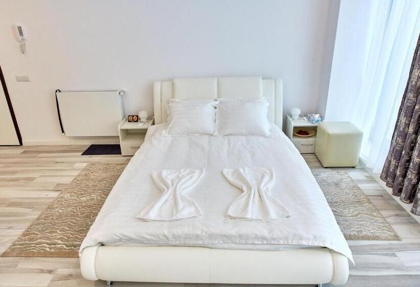 استودیوی استاندارد, Studio Bel Air Lotus