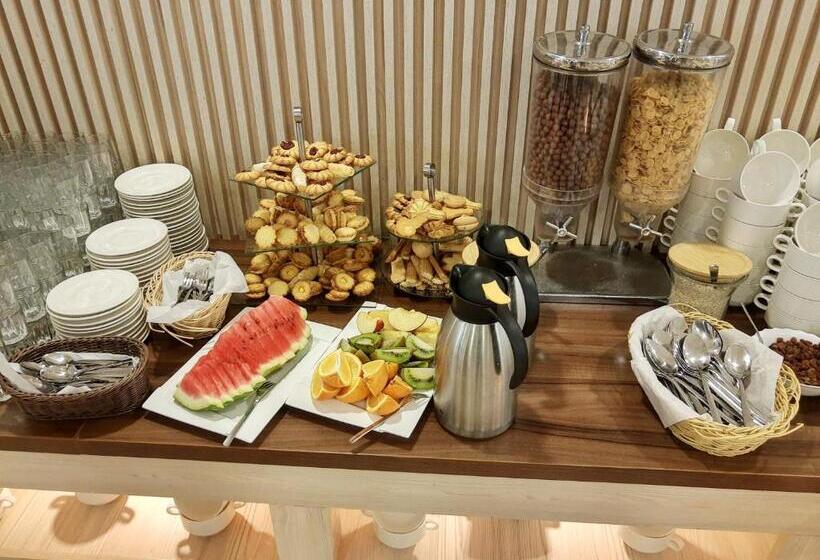 Номер Deluxe, Sanvit Lake Resort & Spa
