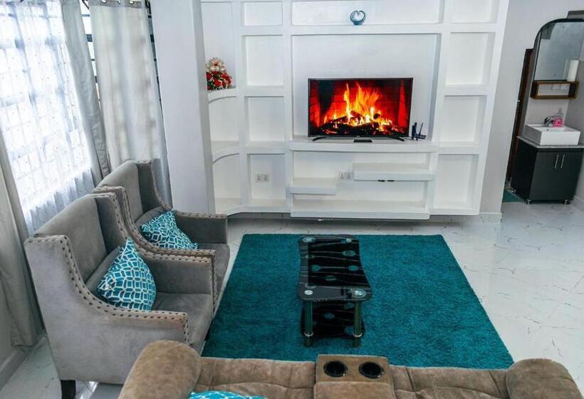 اتاق استاندارد سه نفره, Juston Homes Airbnb Kisii